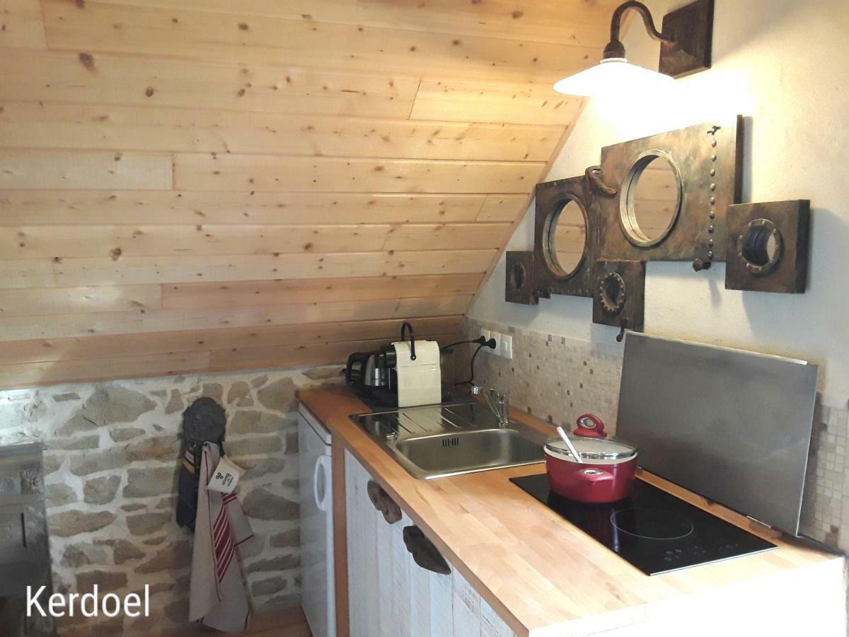 La Grange Aux Lievres, Gites Kerdoel Cléder Dış mekan fotoğraf