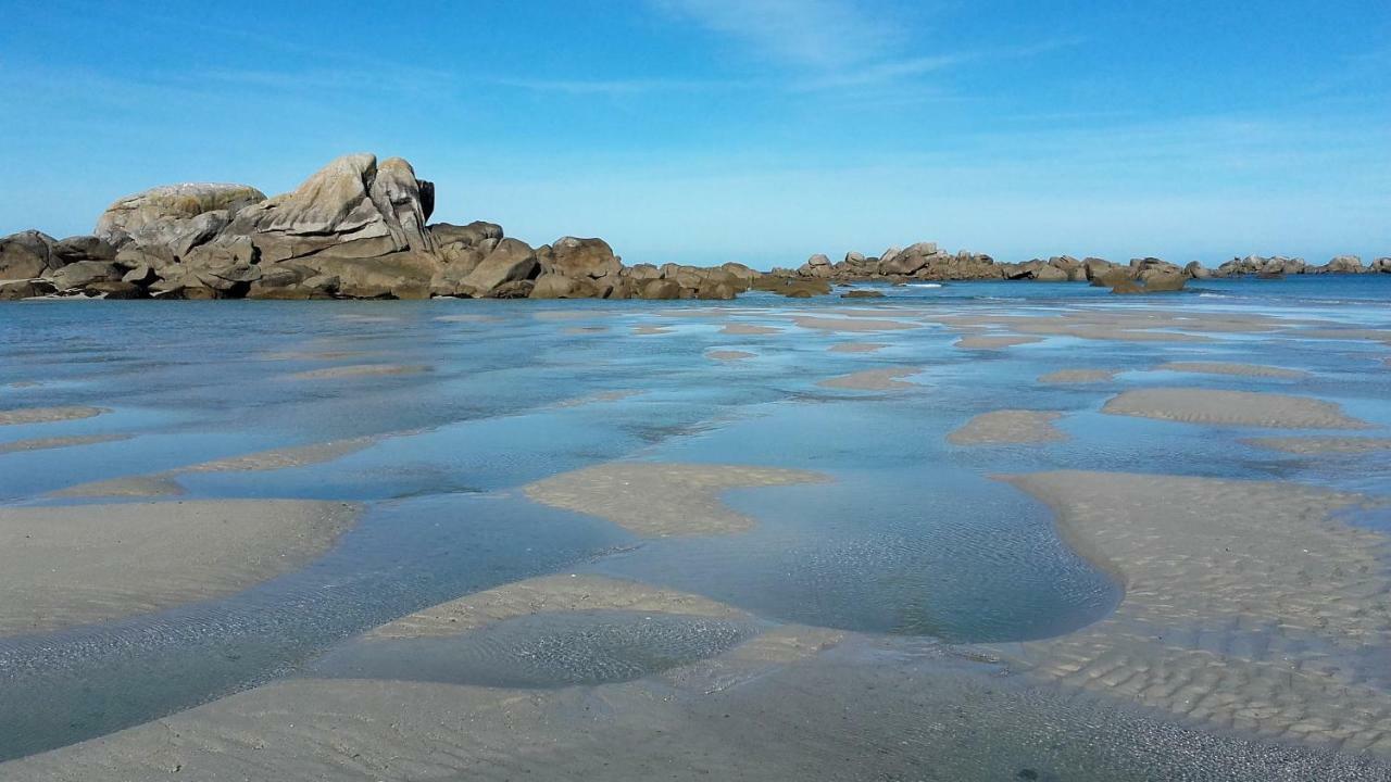 La Grange Aux Lievres, Gites Kerdoel Cléder Dış mekan fotoğraf